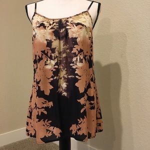 Beautiful Cabi Tank - size small